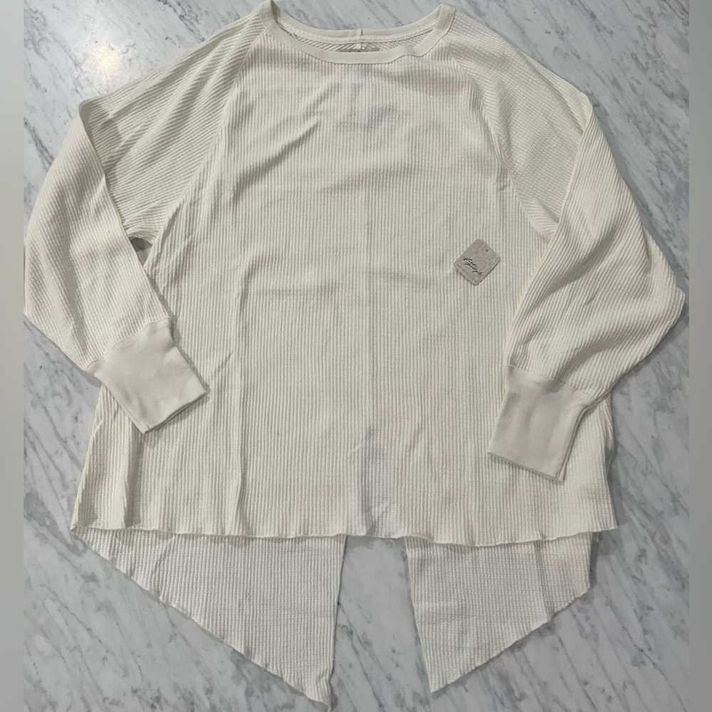 Free People Amelia Oversized Thermal Top in Off White Brand New with tag - Picture 5 of 9